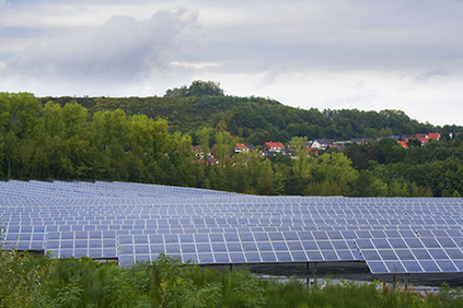 Die drei Photovoltaikanlagen Mellin I bis III in Sulzbach bilden gemeinsam die größte zusammenhängende Solarfläche der montanSOLAR im Saarland.