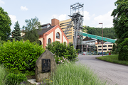 Das Denkmal „Zur Erinnerung an alle im Saarbergbau tödlich verunglückten Bergleute“ auf dem Gelände der ehemaligen Grube Ensdorf