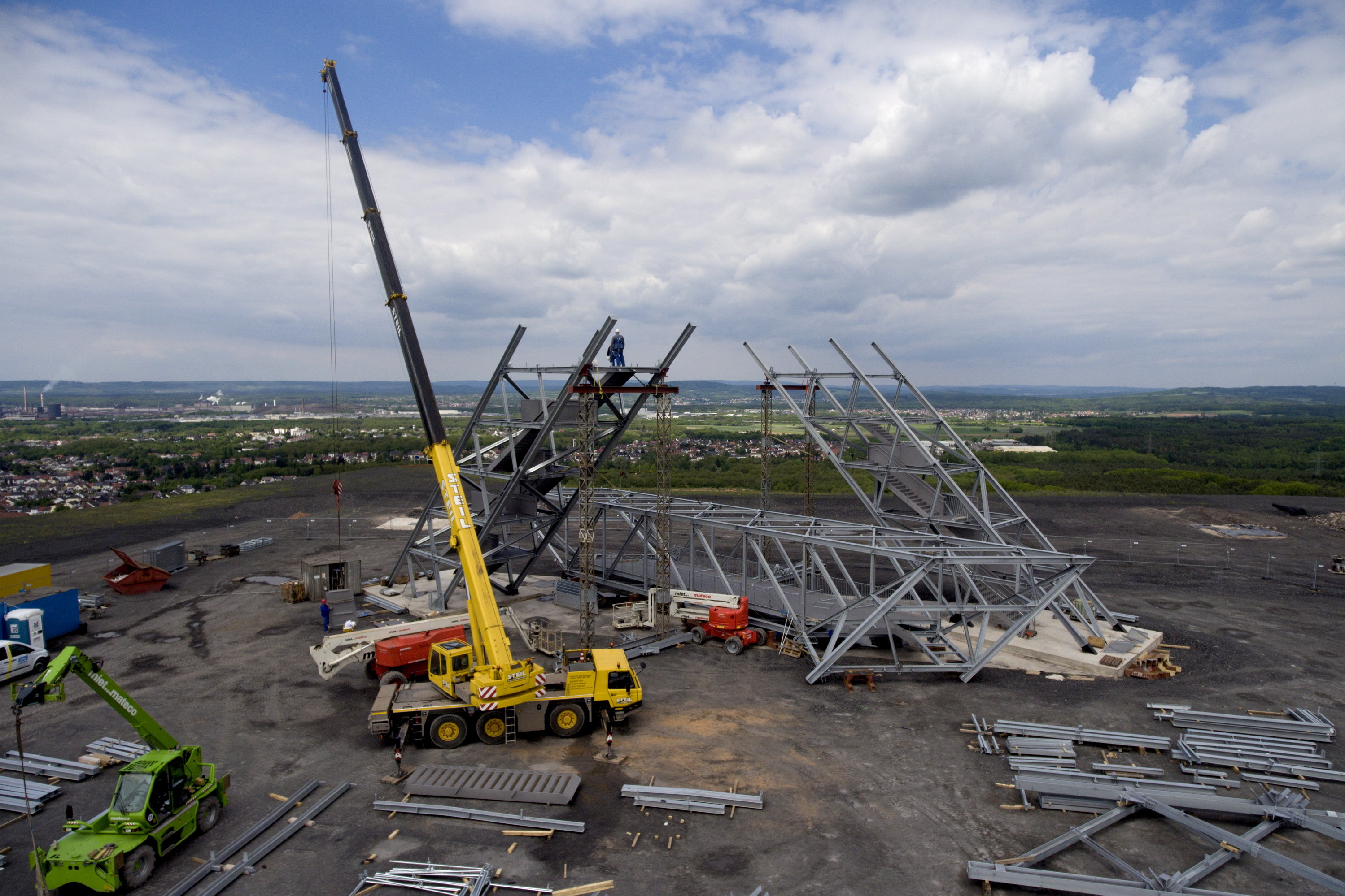 2016 wurde das Saarpolygon auf der Halde Duhamel in Ensdorf gebaut