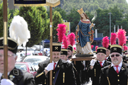 Prozession mit der heiligen Barbara beim Tag des Bergmanns in Ensdorf